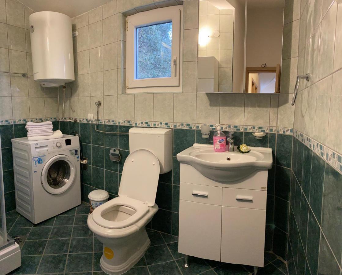 Guest House Pocanic 티바트 외부 사진