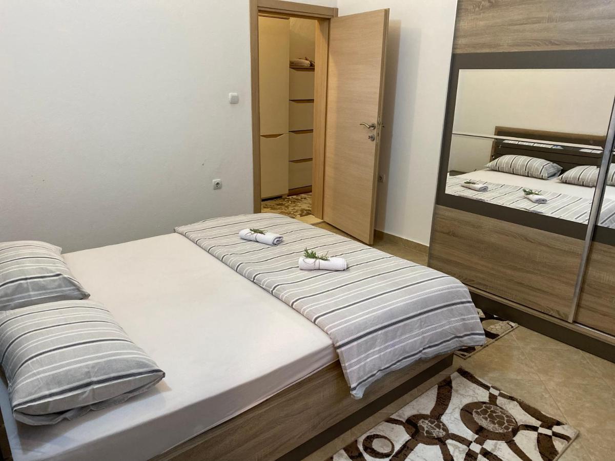 Guest House Pocanic 티바트 외부 사진
