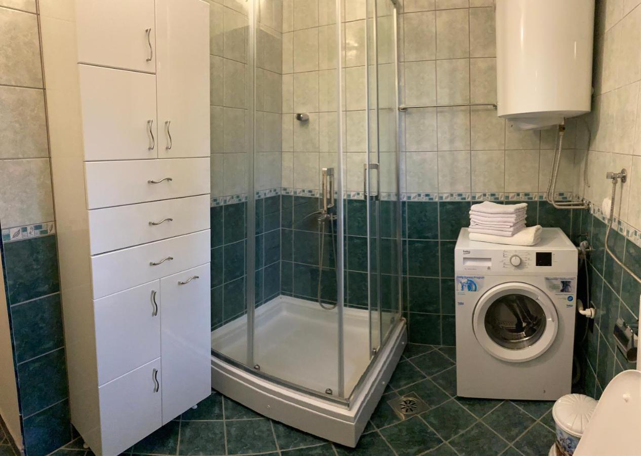Guest House Pocanic 티바트 외부 사진