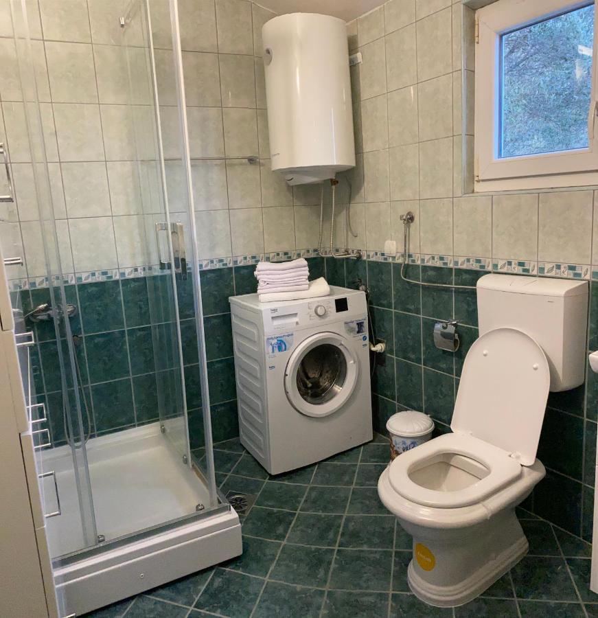 Guest House Pocanic 티바트 외부 사진